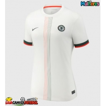Camisa de Futebol Chelsea Dario Essugo #14 Equipamento Secundário Mulheres 2025-26 Manga Curta